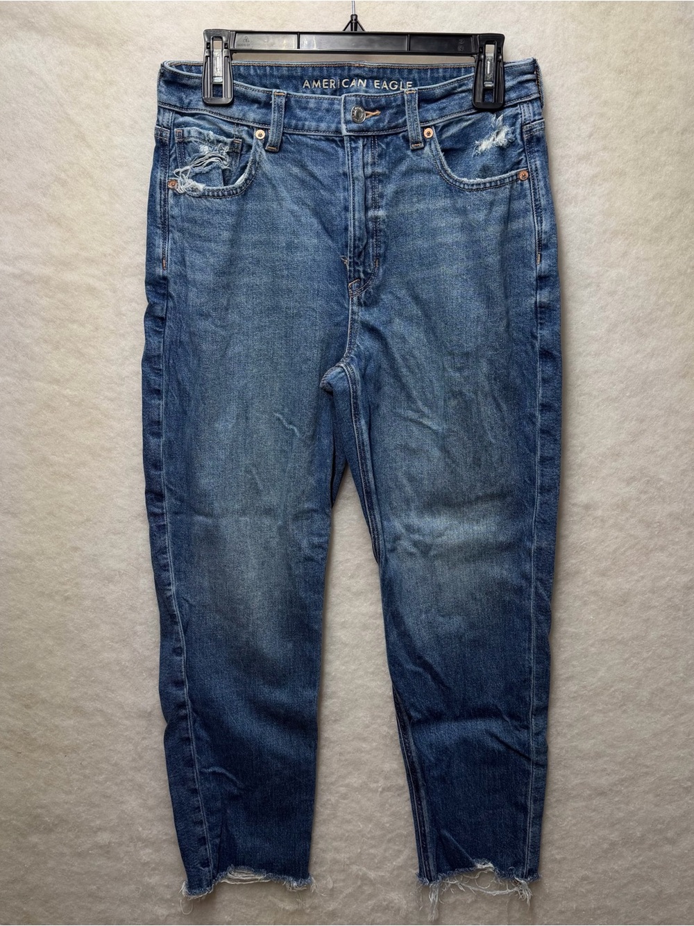 American Eagle Mom Jeans Size 6 Short Distressed High Rise Blue Denim Raw Hem